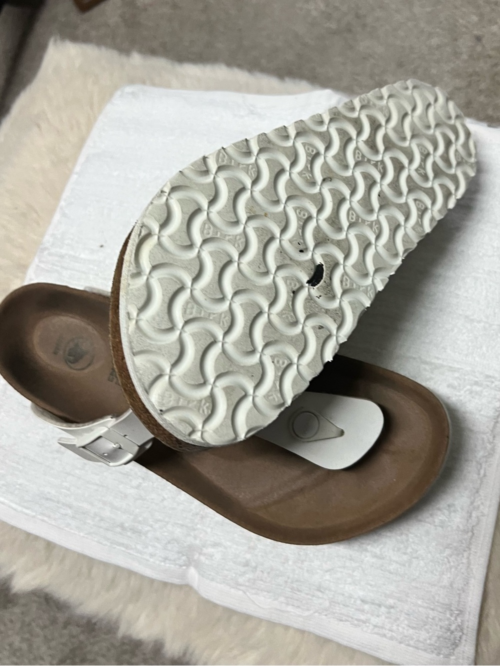 Birkenstock White Thong Sandals with Brown Footbed - Picture 3 of 4